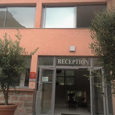 Hoteliere Capu Seninu Porto (Corsica)