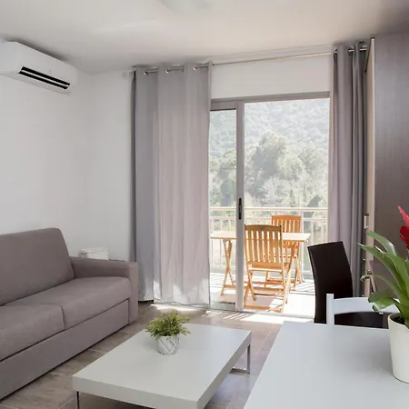 Hoteliere Capu Seninu 아파트 *