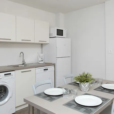 Hoteliere Capu Seninu Porto (Corsica)