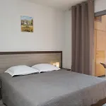 Hoteliere Capu Seninu * Porto (Corsica)