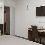 Hoteliere Capu Seninu Apartman *