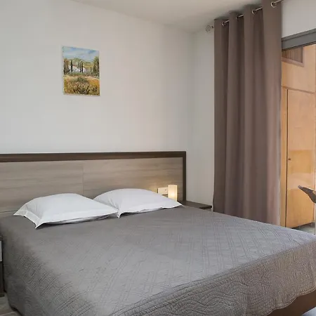 Hoteliere Capu Seninu * Porto (Corsica)