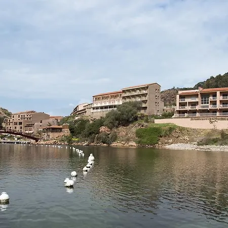 Hoteliere Capu Seninu Porto (Corsica)