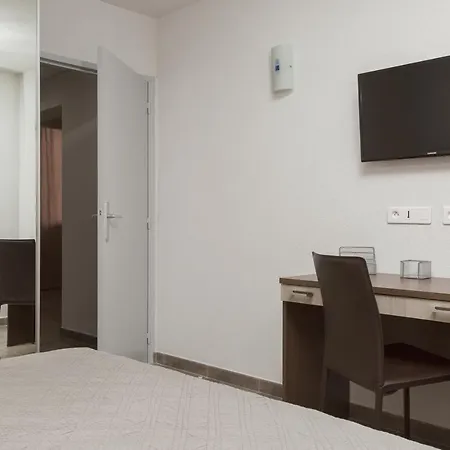 Hoteliere Capu Seninu Апартаменты *